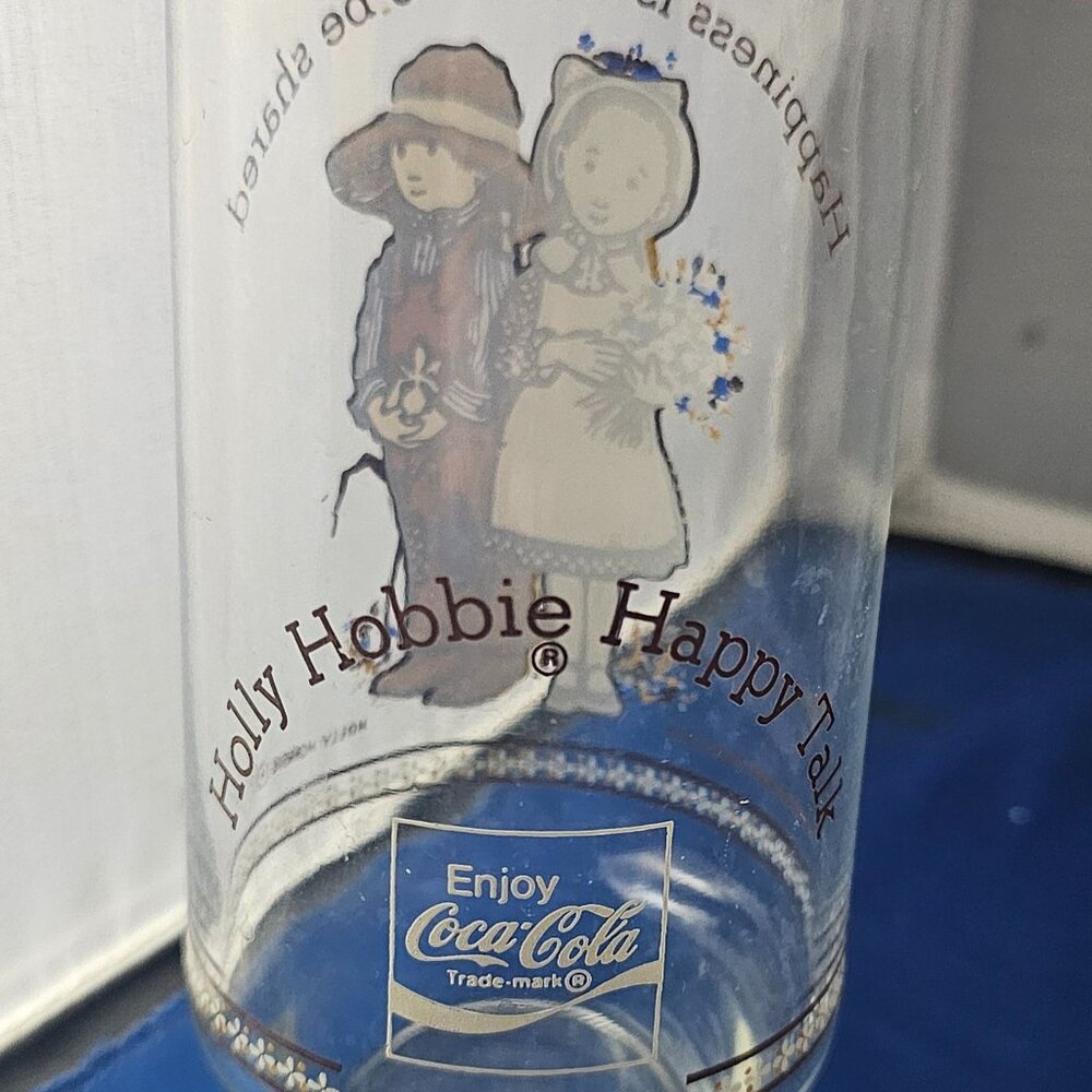 Vintage - Holly Hobbie Glass - “Happiness Is Meant to Be Shared” - Coca-Cola - Picture 2 of 5